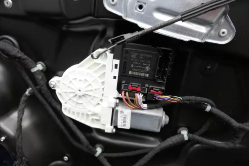 VW Passat 3C Fensterheber Motor vorne rechts 1K0959702Q 1K0959702AE anklappbare