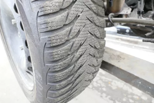 VW Passat 3C CC Golf Reifen Winterrreifen M&S 205/55 R16 91H Felgen 4-6mm (152709)