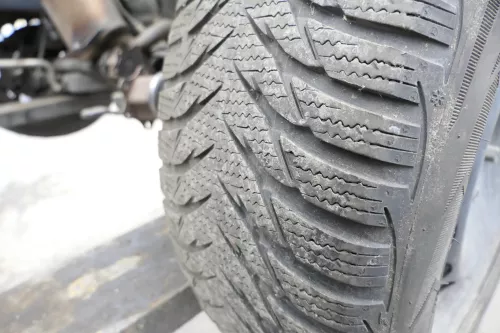 VW Passat 3C CC Golf Reifen Winterrreifen M&S 205/55 R16 91H Felgen 4-6mm (152709)