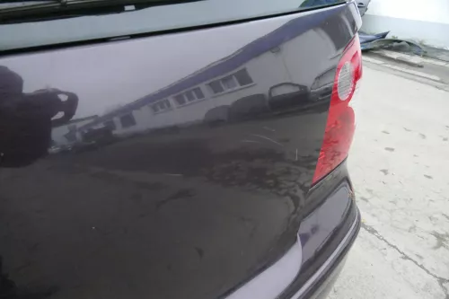 VW Polo 9N3 9N Heckklappe Kofferraumklappe Klappe lila LC3W rosewoodred (152740)