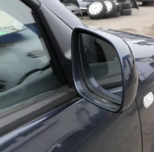 VW Golf 4 Bora elektrischer Spiegel vorne rechts Außenspiegel blau grau LC5F blu (152774)