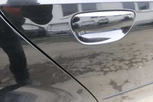 Audi A4 B7 8E Tür hinten rechts schwarz LY9B brillian Kombi mit Scheibe  Rahmen (152812)