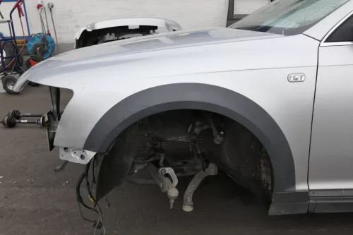 Audi A6 4F C6 Kotflügel vorne links grau LY7W Allroad Quattro 4F0821103E +Leiste