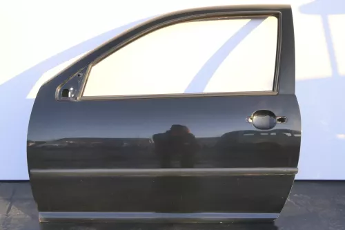 VW Golf 4 Tür vorne links Fahrertür 2/3-Türer schwarz L041 uni