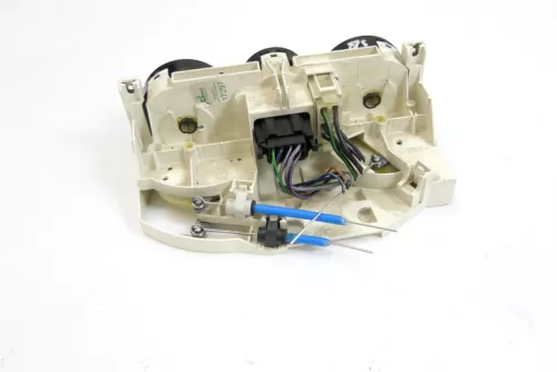 VW Passat 3B Klimabedienteil Bedienteil 1J0820045E manuelle Klimaanlage (153232)