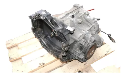 VW Passat 3B A4 Automatikgetriebe Getriebe Automatik DFK CSM 1.9 TDI 81kw AFN (153342)