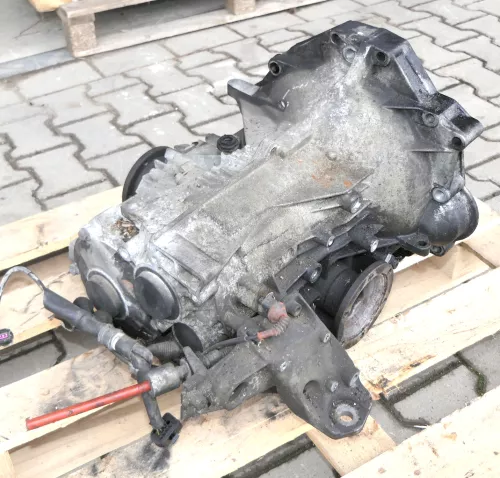 VW Passat 3B A4 Automatikgetriebe Getriebe Automatik DFK CSM 1.9 TDI 81kw AFN (153342)