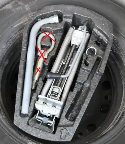 VW Polo 6R 6C 9N Bordwerkzeug Wagenheber Schlüssel Werkzeug Styropor Einlage