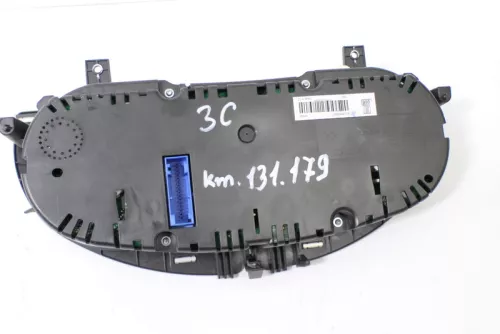 VW Passat 3C Tacho Tachometer 131.000km 3C0920872G Diesel TDI (154529)