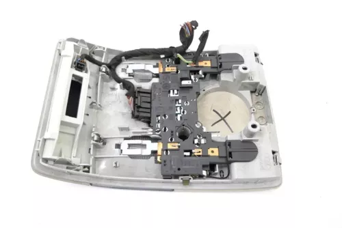 Audi A4 8E 8P Schalter Innenleuchte Leuchte Lampe Leseleuchte 8E0947135 silber (154624)