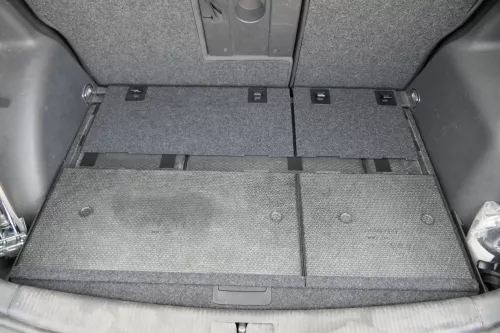 VW Golf Plus 5M Ladeboden Verkleidung Abdeckung Kofferraum Teppich Boden doppel (154923)