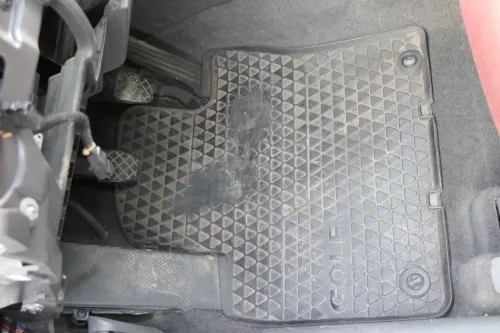 4x Original VW Golf Plus 5M Fußmatten Fußmatte vorne links rechts hinten Gummi (154927)