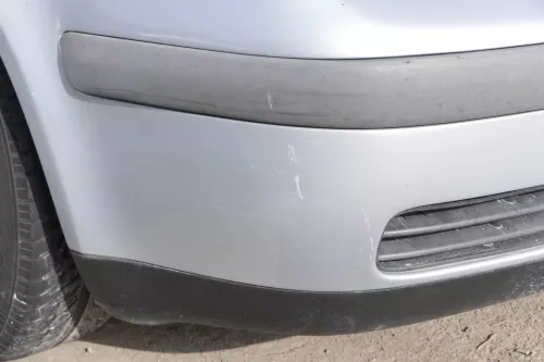 VW Golf 4 Stoßstange vorne Stoßfänger vorn vorne silber LB7Z satinsilber (155182)