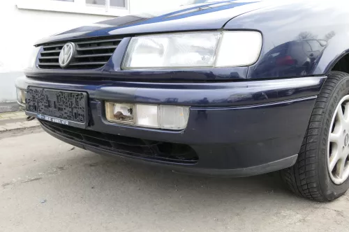 VW Passat 3A 35i Stoßstange vorne Frontstoßstange mit Pralldämpfe vorn blau LN5Y (155408)