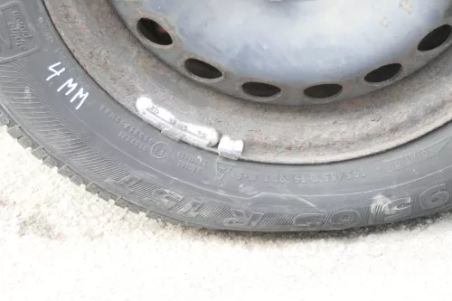 4x VW Golf 6 Plus 5M 195/65 R15 91T Winterreifen M+S Felgen Reifen M&S 4-6mm (155522)