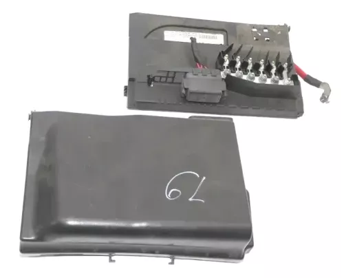 VW Polo 9N 9N3 Ibiza Kasten Abdeckung Batterie Sicherungsträger Sicherung (155621)
