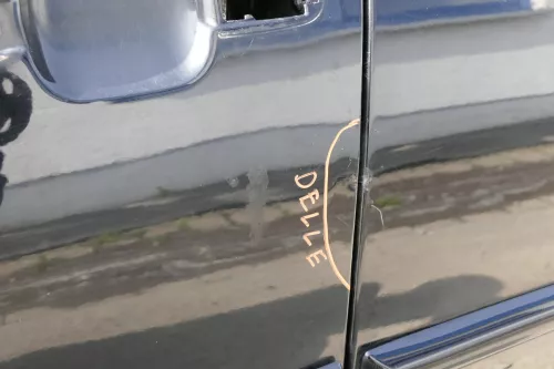 VW Polo Variant Kombi 6Kv oder Caddy 9Kv Tür vorne links schwarz L041 ohneAnbaut (155753)
