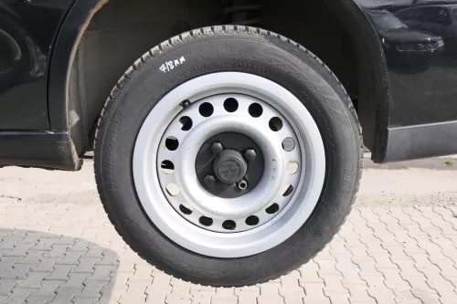 VW Golf 3 Felgen Reifen 185/60 R14 82T Winterreifen 6jx14H2 ET43 ca. 5-8mm M&S (155762)