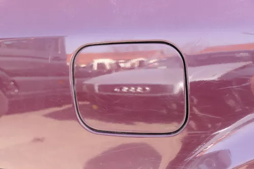 Audi A6 4A Tankdeckel Tankklappe Tank Deckel Klappe rot braun LZ3N