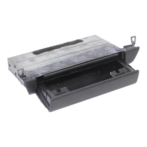 Audi A6 4A Aschenbecher vorne vorn 4A1857951E schwarz (155823)