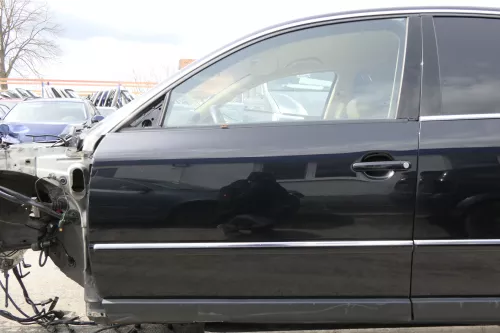 VW Passat 3B 3BG Kombi + Limo Tür vorne links Fahrertür schwarz LC9Z black chrom