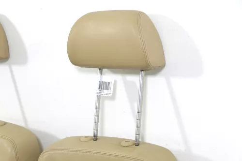 VW Passat 3B 3BG Kopfstütze Sitz Sitze vorne rechts oder links beige sonne Leder (155904)