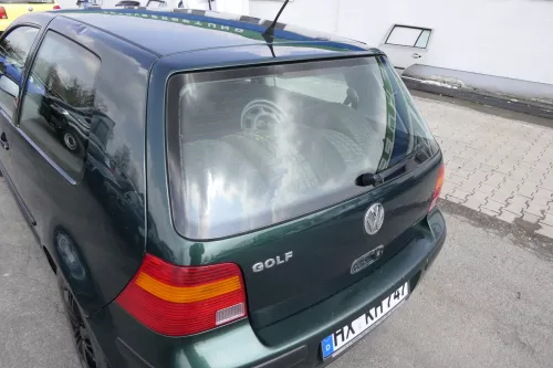 VW Golf 4 Limousine Heckklappe Kofferraumklappe Klappe hinten grün LC6M (155937)