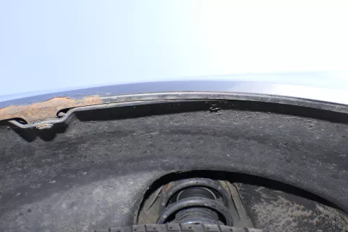 VW Polo 9N Kotflügel vorne links schwarz L041 bis ca.Bj.2004 - Rost (155946)