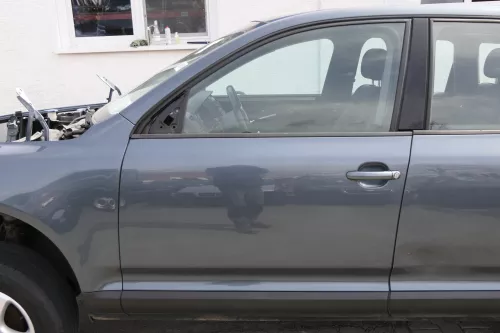 VW Touareg 7L Tür Fahrertür vorne links grau LD7U - ohne Anbauteile