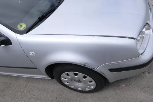 VW Golf 4 Kotflügel vorne rechts silber LA7W grau reflexsilber  (156168)