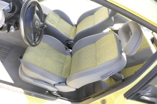 Seat Arosa VW Lupo Sitz vorn links Fahrersitz Höhenverstellung höhenverste gelb