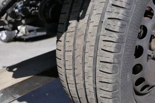 4x VW Passat 3C Golf Reifen Sommerreifen 215/55 R16 93V Felgen 4-5mm (156254)