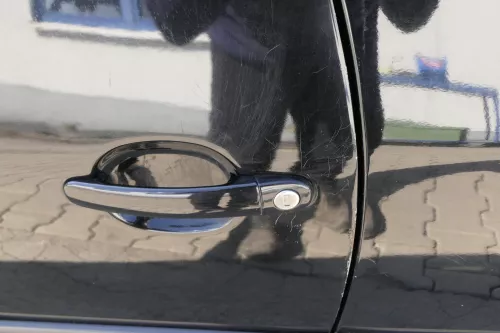 VW Lupo Seat Arosa Tür vorne links Fahrertür schwarz L041 (für elektr.Fensterhe (156285)