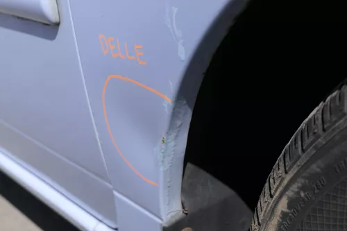 VW Lupo 6X Kotflügel vorne rechts grau blau LR5D - Delle (156302)