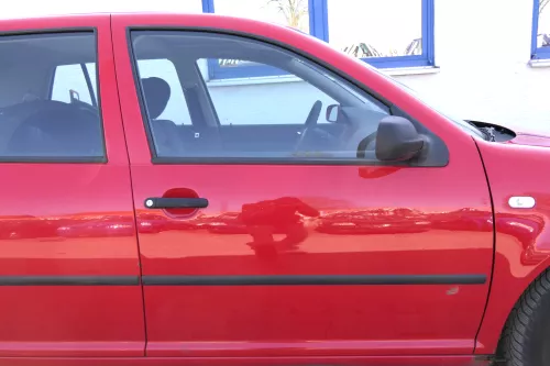 VW Golf 4 Bora Tür vorne rechts Beifahrertür 4/5-Türer+ Kombi Avant rot LP3G