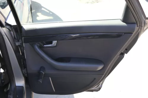 4x Audi A4 8E B6 Türverkleidung Verkleidung Tür vorne + hinten schwarz links (156337)