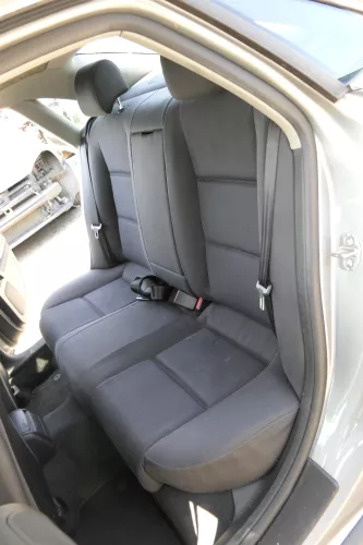 Audi A4 B6 B7 8E Limousine Sitz Rückbank Rücksitzbank hinten schwarz Ski durchre