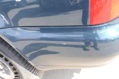 Audi A4 B5 Kombi Variant Stoßstange hinten Heckstoßstange grün LZ6U (156435)