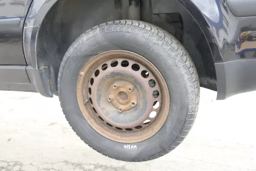 4x A4 B5 A6 4B Passat 3BG Felgen Reifen Winterreifen M+S 195/65 R15 91T 5-8mm (156476)