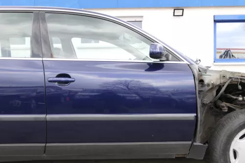 VW Passat 3B 3BG Kombi + Limo Tür vorne rechts Beifahrertür blau LB5N indigoblau