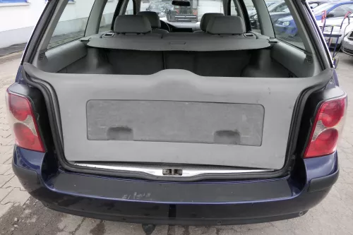 VW Passat 3B 3BG Kombi Abdeckung Verkleidung hinten Heckklappe grau (156570)