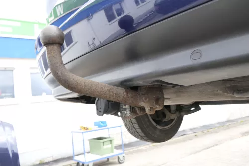 VW Passat 3BG Anhängerkupplung Anhängekupplung starr starre Brink + Kabelbaum