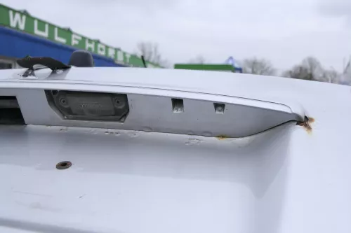 Octavia 1U Griffleiste Griff Heckklappe Heckklappengriff grau silber LF7T 9102 (156587)