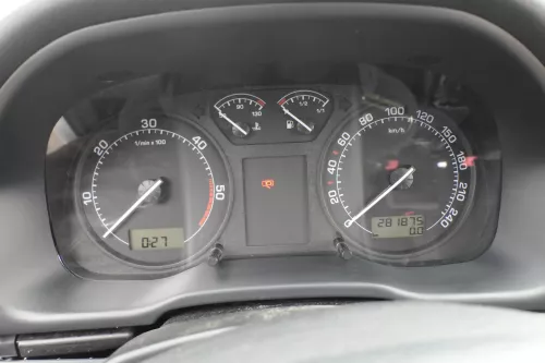 Skoda Octavia 1U Tacho Tachometer Kombiinstrument 1U0920811J 281.000km 1.9TDI