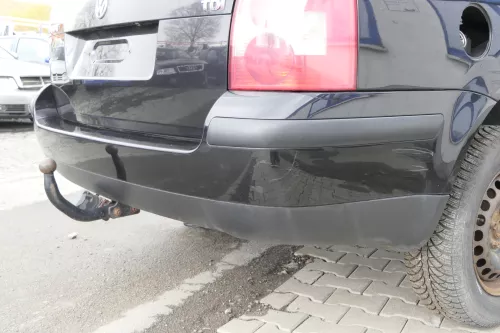 VW Passat 3BG 3B6 Kombi Stoßstange hinten Heckstoßstange Stoßfänger schwarz LC9Z (156610)