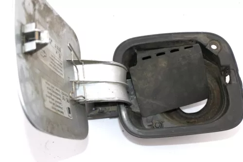 VW New Beetle 9C 1C 1Y Tankdeckel Klappe Tankklappe Deckel Tank silber LA7W (156765)