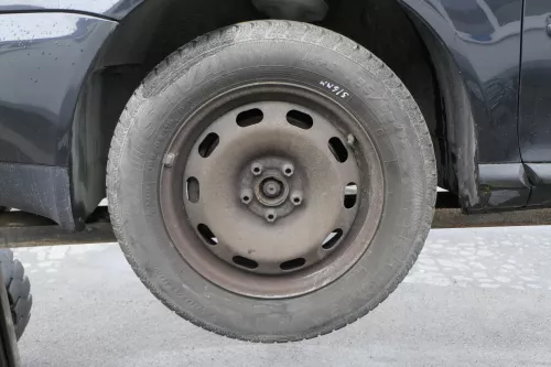 4x VW Golf 4 Bora 195/65 R15 91T Winterreifen M+S Reifen 6jx15H2 ET38 ca. 4-7mm