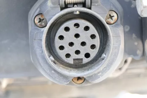 VW Passat 3C starr starre feste Anhängerkupplung Anhängekupplung Kabelbaum (157017)