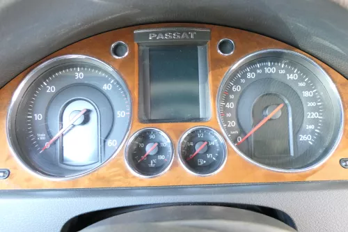 VW Passat 3C Mittelkonsole Verkleidung Abdeckung Tacho Dekor nur Holz Nuss (157026)