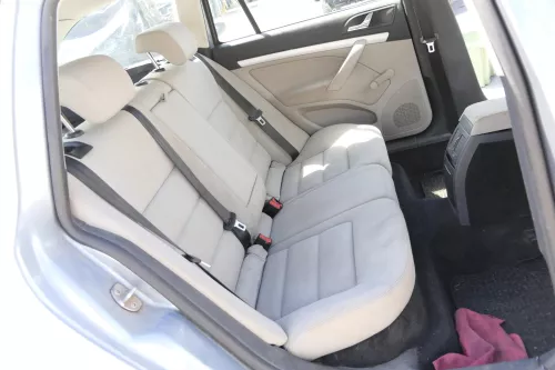 Skoda Octavia 1Z Sitz Sitze hinten Rückbank Rücksitzbank Lehne achat grau - ohne (157065)